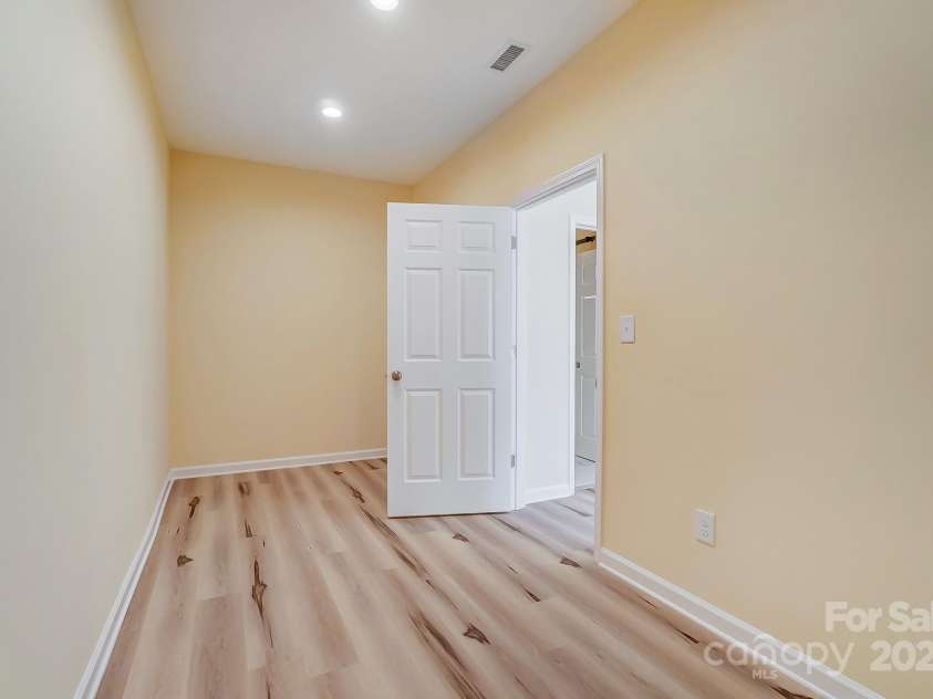 751 White Jenkins Road, Bessemer City, NC 28016.  MLS# CAR4183119, YatesRealty ID 4083. 