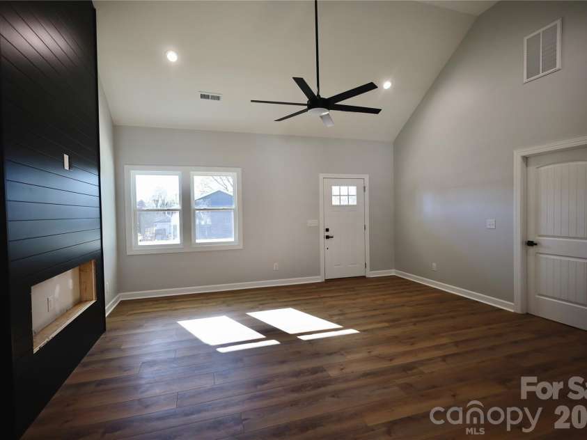 901 E Church Street, Cherryville, NC 28021.  MLS# CAR4320595, YatesRealty ID 4083. 