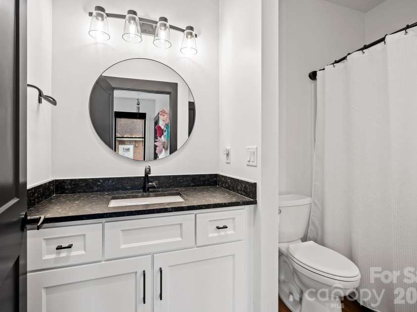 559 Blacksmith Run Drive, Hendersonville, NC 28792.  MLS# CAR4408533, YatesRealty ID 40830. 