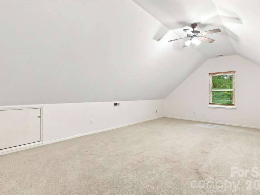 6707 Providence Road, Waxhaw, NC 28173.  MLS# CAR4408651, YatesRealty ID 40831. Bonus Room #2