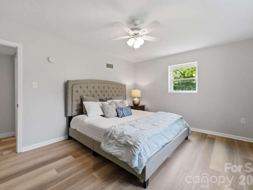 19924 Floral Lane, Cornelius, NC 28031.  MLS# CAR4408674, YatesRealty ID 40832. Third Bedroom in Basement