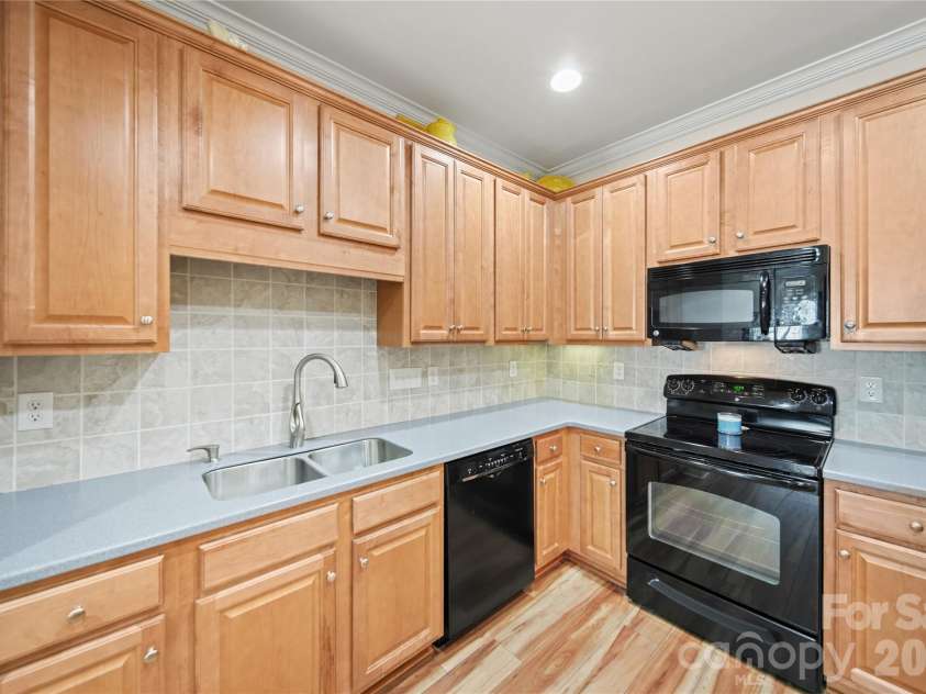 4110 Compostela Court, Monroe, NC 28110.  MLS# CAR4407411, YatesRealty ID 40833. Large kitchen