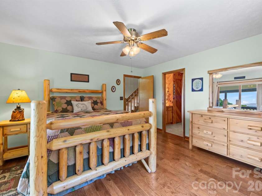 670 Parkway Drive, Maggie Valley, NC 28751.  MLS# CAR4405565, YatesRealty ID 40834. 