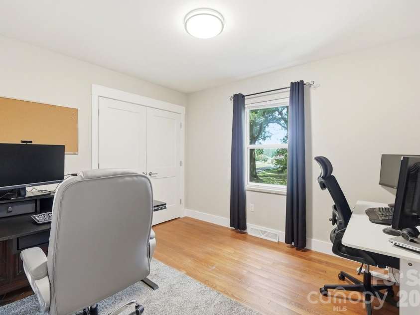 2125 Old Hickory Grove Road, Mount Holly, NC 28120.  MLS# CAR4408090, YatesRealty ID 40836. 