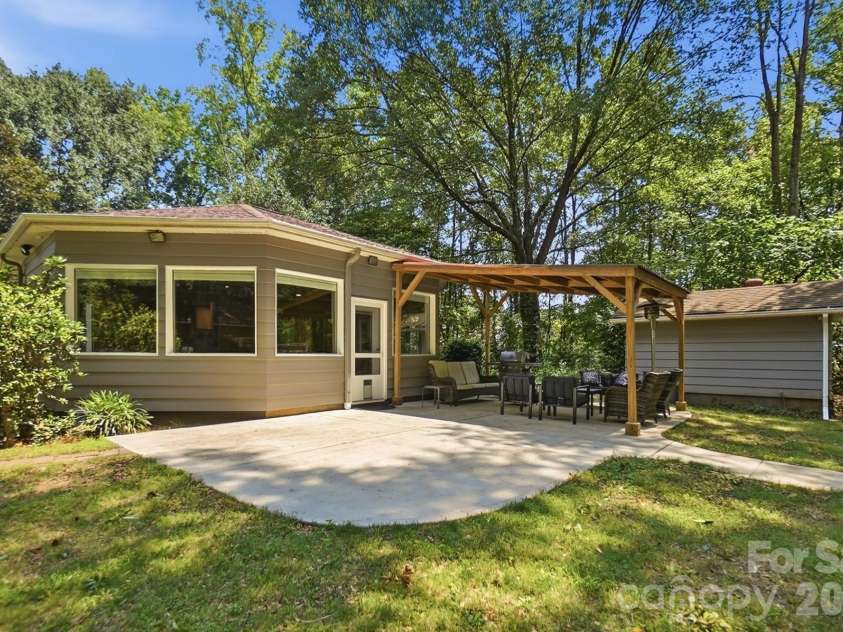 2125 Old Hickory Grove Road, Mount Holly, NC 28120.  MLS# CAR4408090, YatesRealty ID 40836. 