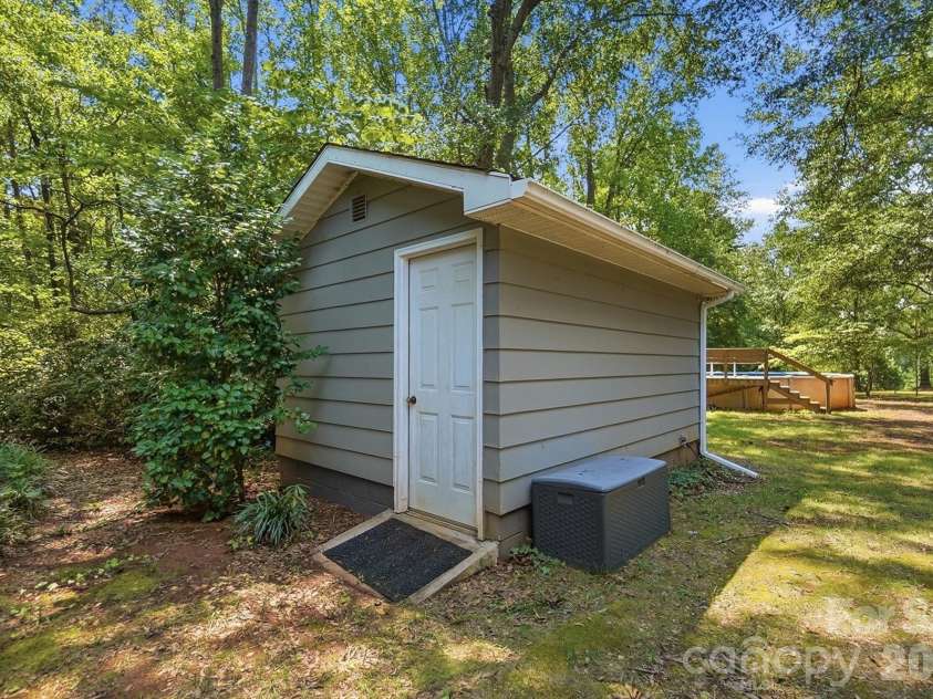 2125 Old Hickory Grove Road, Mount Holly, NC 28120.  MLS# CAR4408090, YatesRealty ID 40836. 