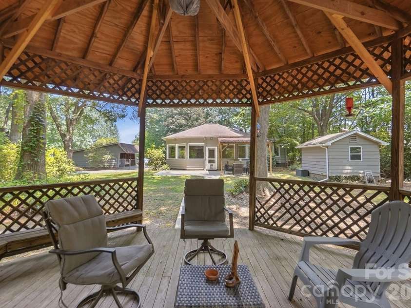 2125 Old Hickory Grove Road, Mount Holly, NC 28120.  MLS# CAR4408090, YatesRealty ID 40836. 