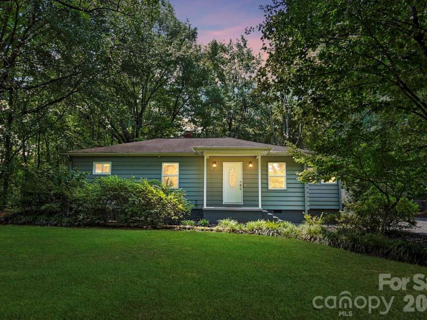 2125 Old Hickory Grove Road, Mount Holly, NC 28120.  MLS# CAR4408090, YatesRealty ID 40836. 
