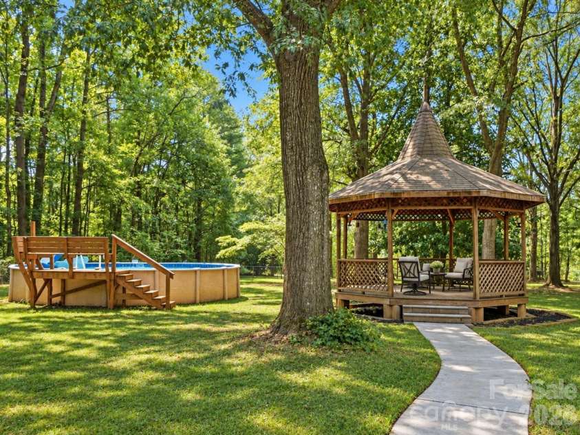 2125 Old Hickory Grove Road, Mount Holly, NC 28120.  MLS# CAR4425039, YatesRealty ID 40836. 