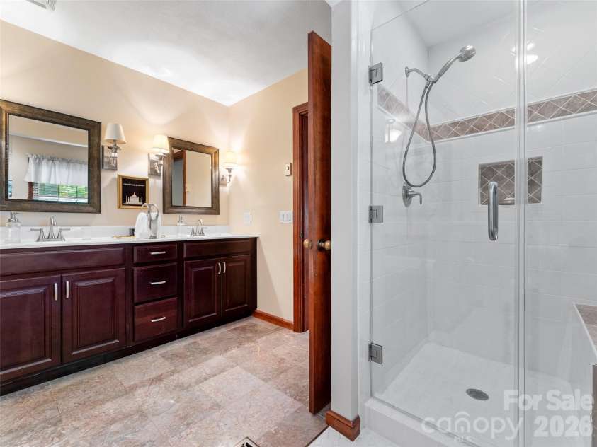 3 Westbridge Drive, Hendersonville, NC 28739.  MLS# CAR4398725, YatesRealty ID 40837. Primary Bath with Walk-in Shower
