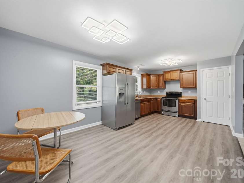 1401 Southwest Boulevard, Newton, NC 28658.  MLS# CAR4395509, YatesRealty ID 40838. 