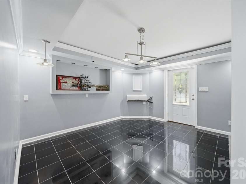 1401 Southwest Boulevard, Newton, NC 28658.  MLS# CAR4395509, YatesRealty ID 40838. 