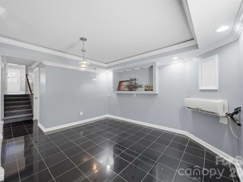 1401 Southwest Boulevard, Newton, NC 28658.  MLS# CAR4395509, YatesRealty ID 40838. 