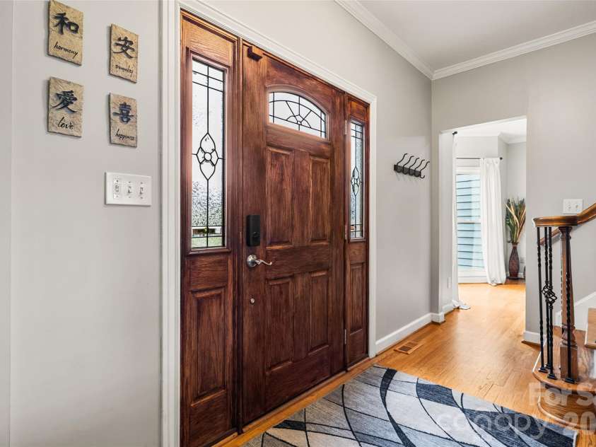 3375 Blue Jay Pass, Fort Mill, SC 29708.  MLS# CAR4401520, YatesRealty ID 40840. Front foyer