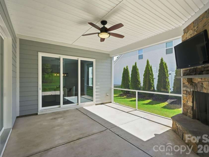 14309 Morningate Street, Huntersville, NC 28078.  MLS# CAR4406978, YatesRealty ID 40842. 