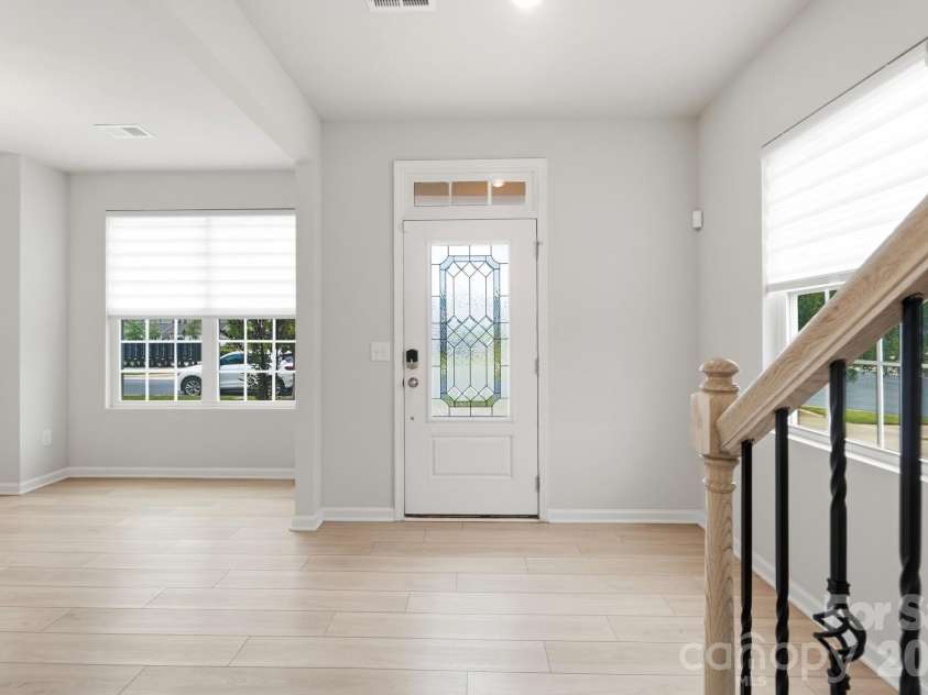 13905 Castle Nook Drive, Charlotte, NC 28273.  MLS# CAR4408305, YatesRealty ID 40843. 