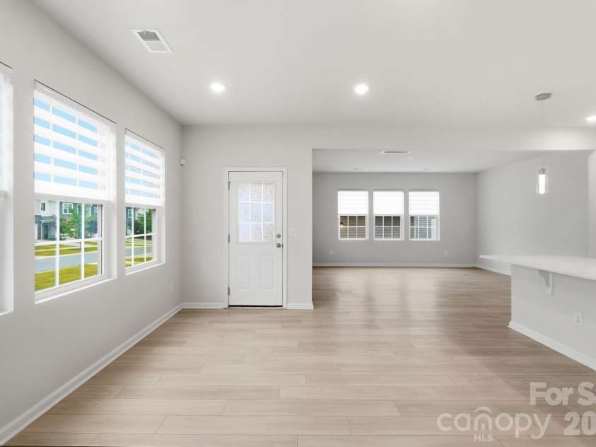 13905 Castle Nook Drive, Charlotte, NC 28273.  MLS# CAR4408305, YatesRealty ID 40843. 