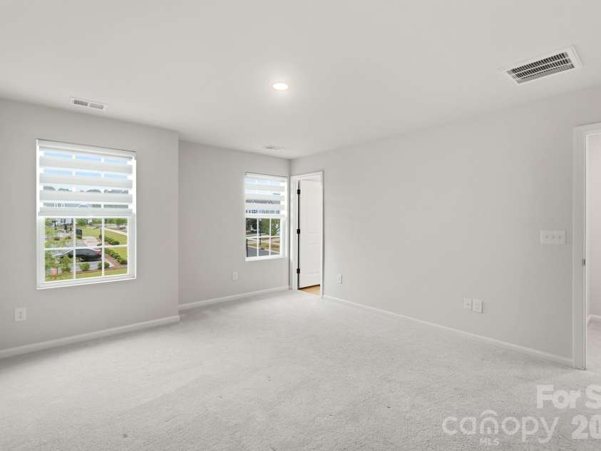 13905 Castle Nook Drive, Charlotte, NC 28273.  MLS# CAR4408305, YatesRealty ID 40843. 