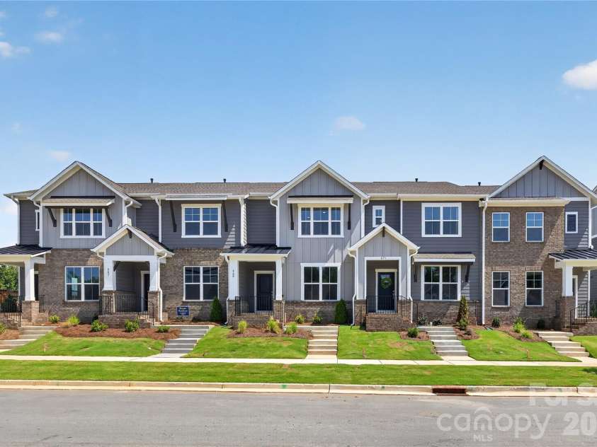 571 Cape Cod Way, Rock Hill, SC 29732.  MLS# CAR4408395, YatesRealty ID 40844. 
