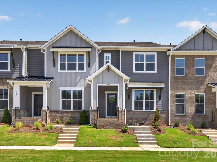 571 Cape Cod Way, Rock Hill, SC 29732.  MLS# CAR4408395, YatesRealty ID 40844. 