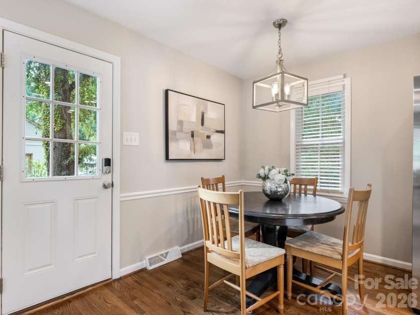 7518 Riding Trail Road, Charlotte, NC 28212.  MLS# CAR4409300, YatesRealty ID 40847. 