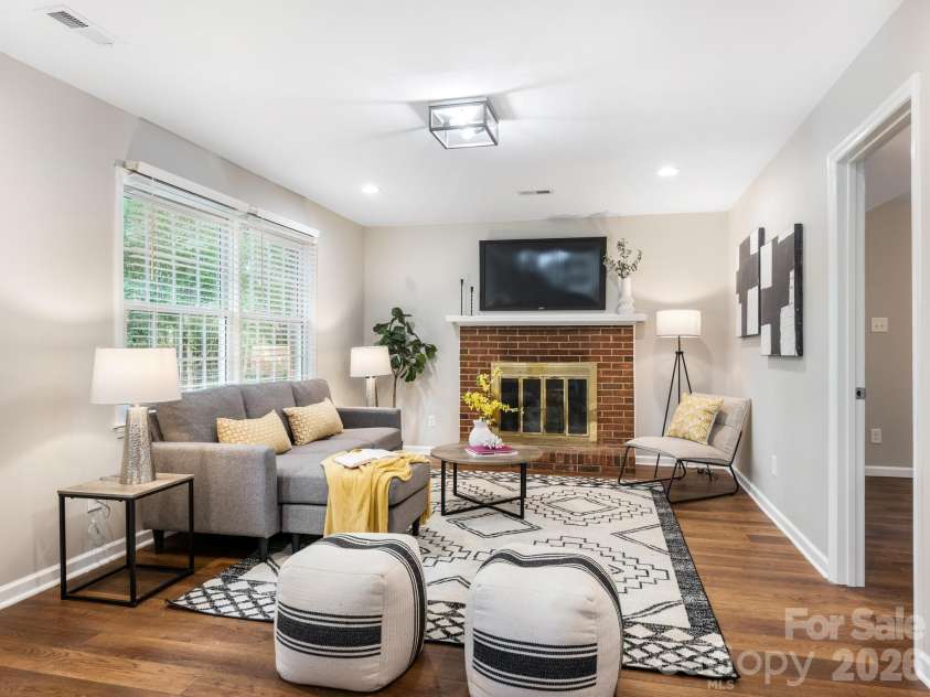 7518 Riding Trail Road, Charlotte, NC 28212.  MLS# CAR4409300, YatesRealty ID 40847. 
