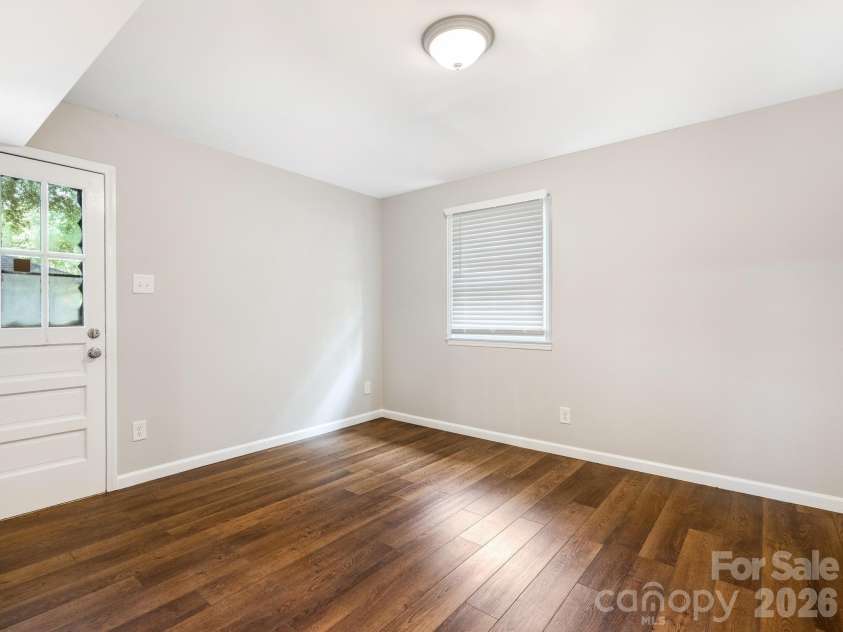 7518 Riding Trail Road, Charlotte, NC 28212.  MLS# CAR4409300, YatesRealty ID 40847. 