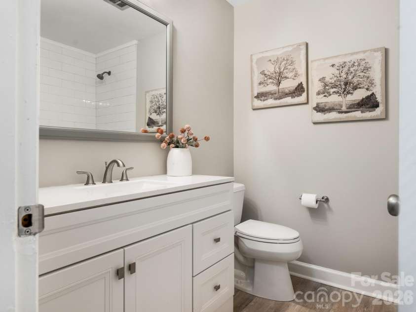 7518 Riding Trail Road, Charlotte, NC 28212.  MLS# CAR4409300, YatesRealty ID 40847. 