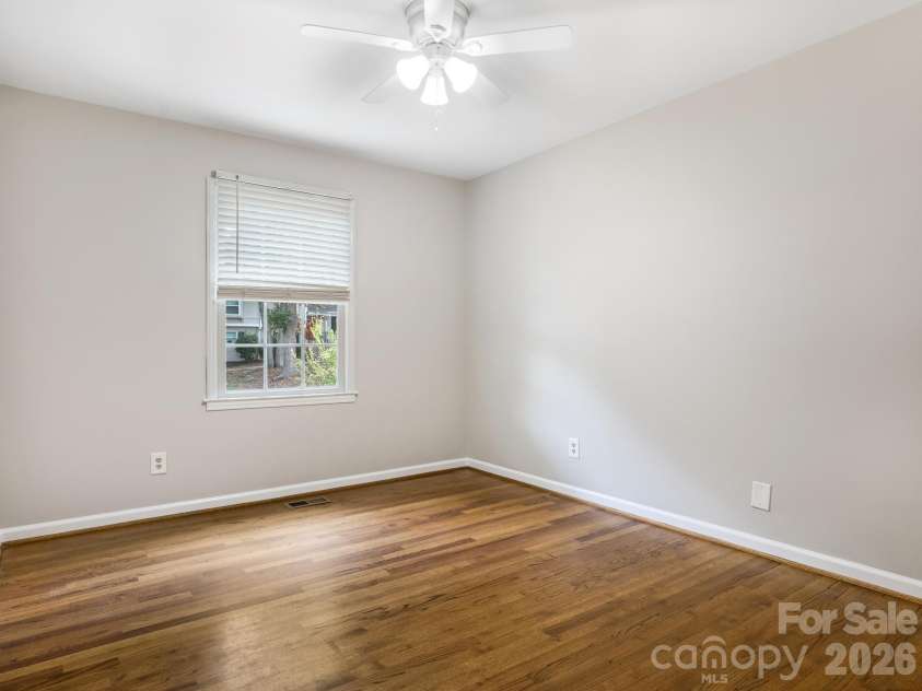 7518 Riding Trail Road, Charlotte, NC 28212.  MLS# CAR4409300, YatesRealty ID 40847. 