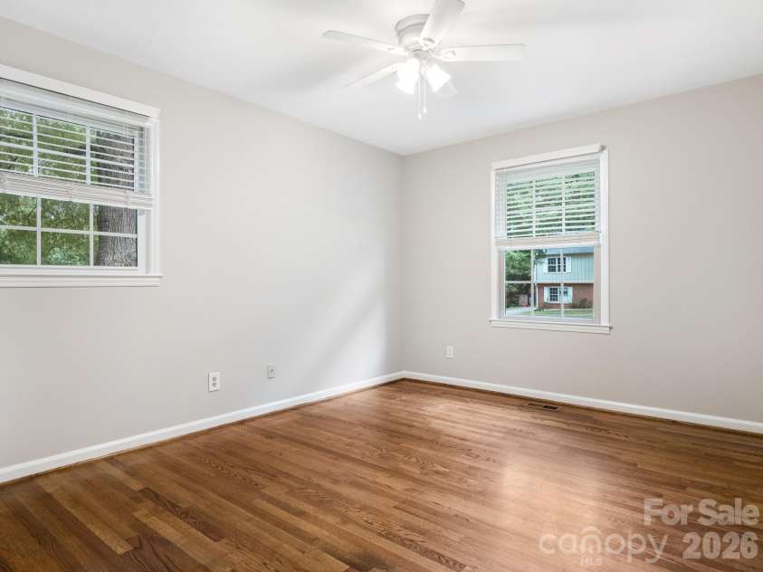 7518 Riding Trail Road, Charlotte, NC 28212.  MLS# CAR4409300, YatesRealty ID 40847. 