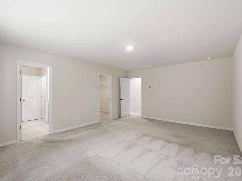 3348 Laurel Oak Lane, Gastonia, NC 28056.  MLS# CAR4408600, YatesRealty ID 40848. 