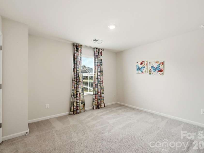 3348 Laurel Oak Lane, Gastonia, NC 28056.  MLS# CAR4408600, YatesRealty ID 40848. 