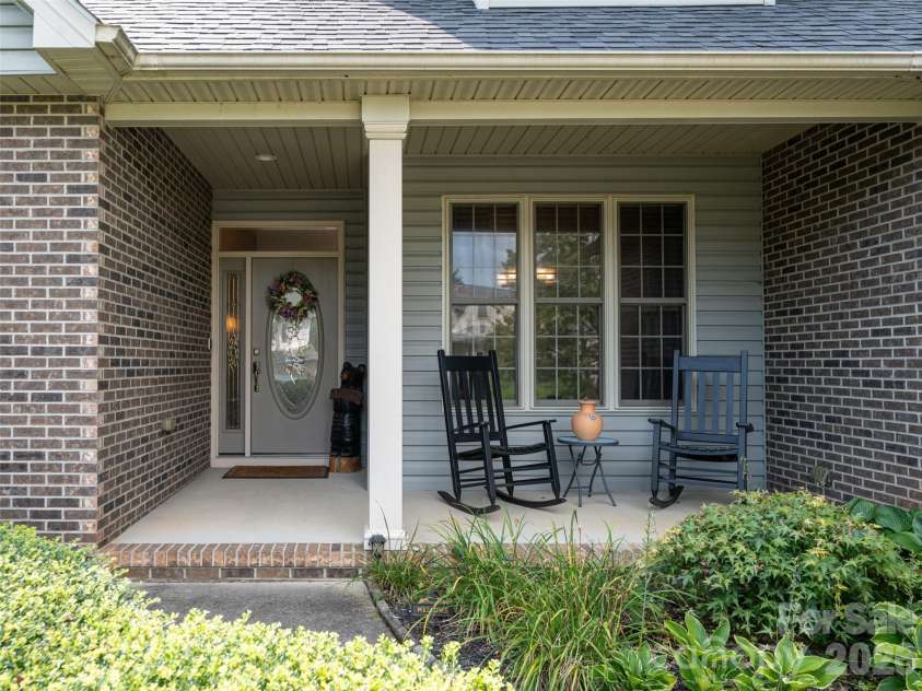 80 Driftstone Circle, Arden, NC 28704.  MLS# CAR4408543, YatesRealty ID 40849. 