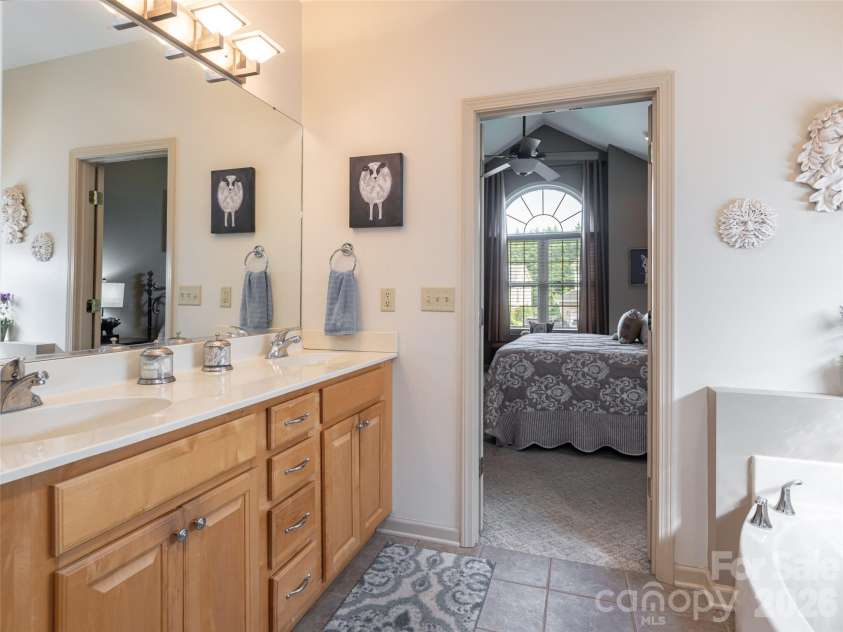 80 Driftstone Circle, Arden, NC 28704.  MLS# CAR4408543, YatesRealty ID 40849. 