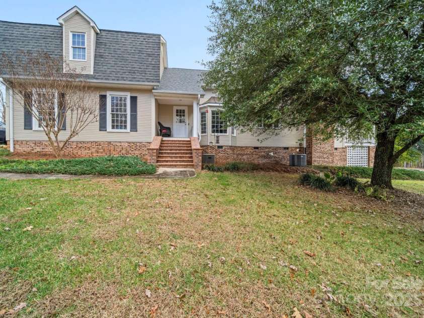 32618 Guard Road, Albemarle, NC 28001.  MLS# CAR4331751, YatesRealty ID 4085. 