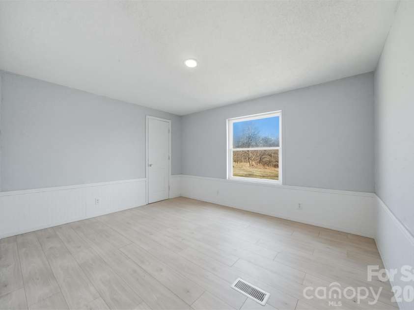 3409 Stubbs Place, Maiden, NC 28650.  MLS# CAR4347238, YatesRealty ID 4085. 