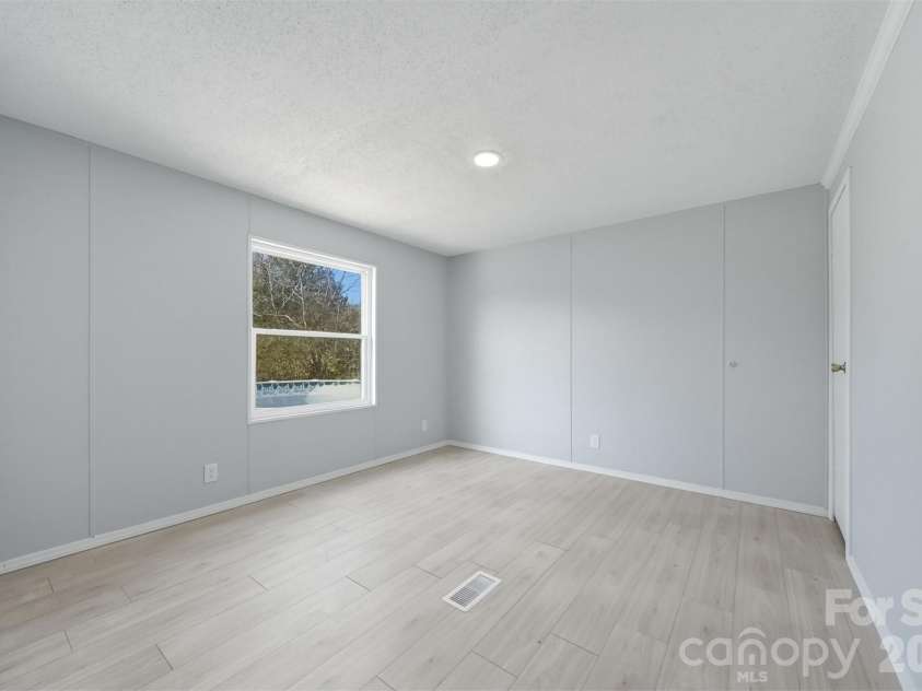3409 Stubbs Place, Maiden, NC 28650.  MLS# CAR4347238, YatesRealty ID 4085. 
