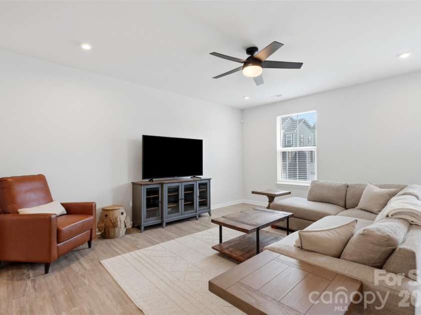 411 Lahinch Drive, Tega Cay, SC 29708.  MLS# CAR4402483, YatesRealty ID 40852. 