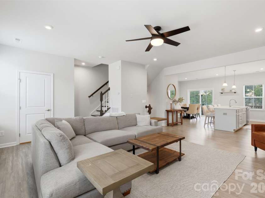 411 Lahinch Drive, Tega Cay, SC 29708.  MLS# CAR4402483, YatesRealty ID 40852. 