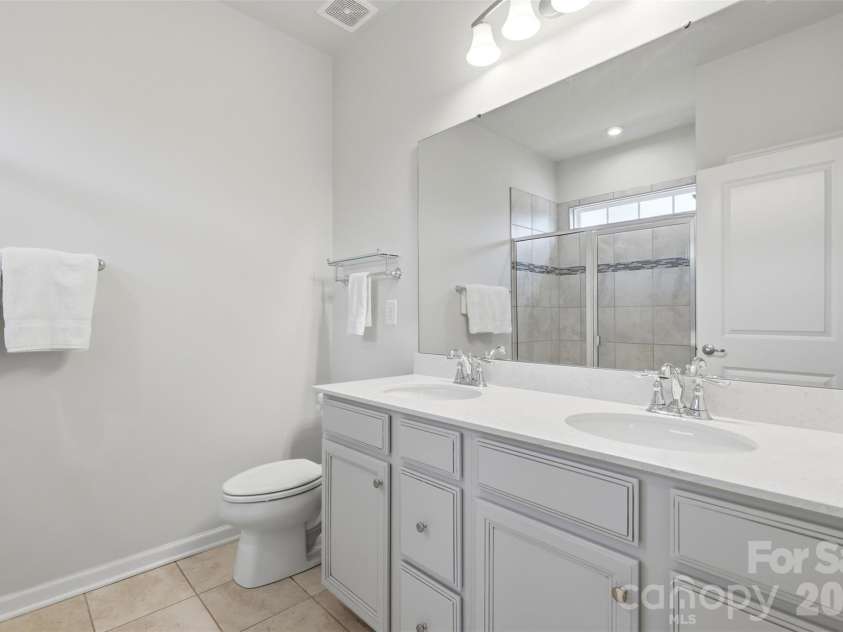 411 Lahinch Drive, Tega Cay, SC 29708.  MLS# CAR4402483, YatesRealty ID 40852. 
