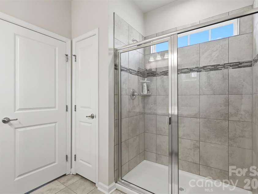 411 Lahinch Drive, Tega Cay, SC 29708.  MLS# CAR4402483, YatesRealty ID 40852. 