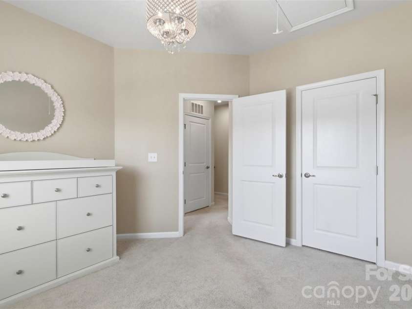 411 Lahinch Drive, Tega Cay, SC 29708.  MLS# CAR4402483, YatesRealty ID 40852. 