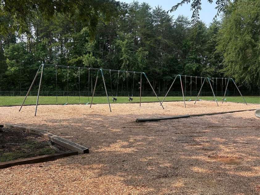 617 Lake Drive, Rockwell, NC 28138.  MLS# CAR4407293, YatesRealty ID 40859. Swing Sets