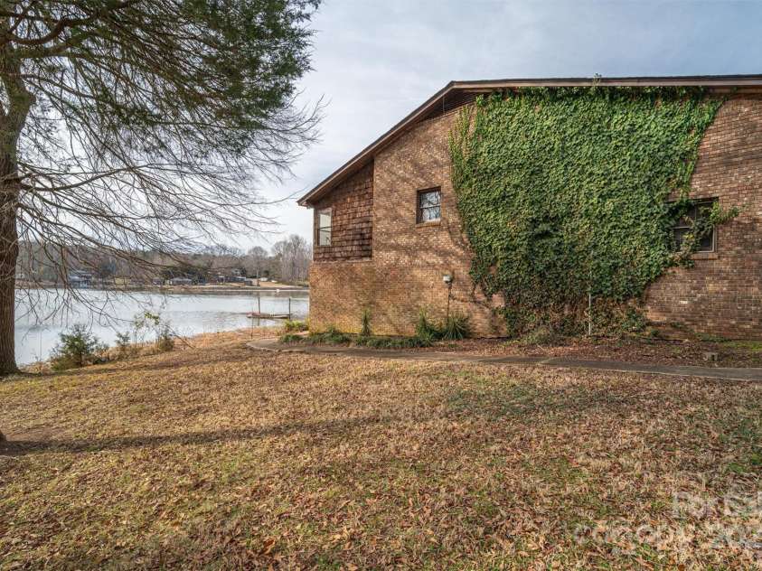 1408 Gaither Road, Belmont, NC 28012.  MLS# CAR4216561, YatesRealty ID 4086. 