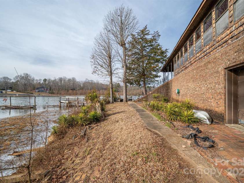 1408 Gaither Road, Belmont, NC 28012.  MLS# CAR4216561, YatesRealty ID 4086. 