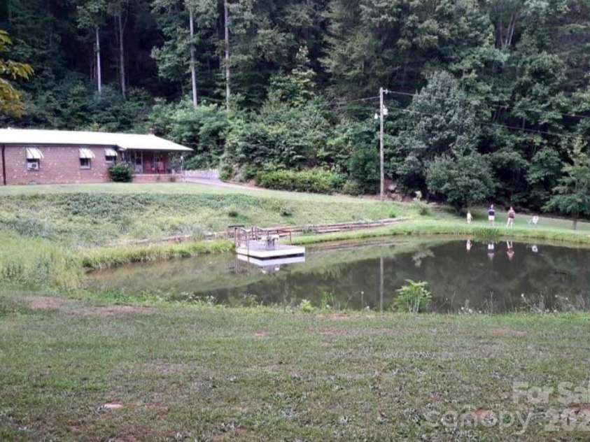 1755 F M Mclean Place, Lenoir, NC 28645.  MLS# CAR4408037, YatesRealty ID 40861. 