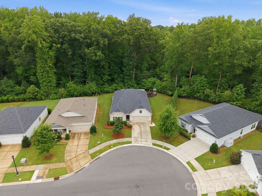 8504 Pennegrove Circle, Charlotte, NC 28214.  MLS# CAR4406514, YatesRealty ID 40862. 