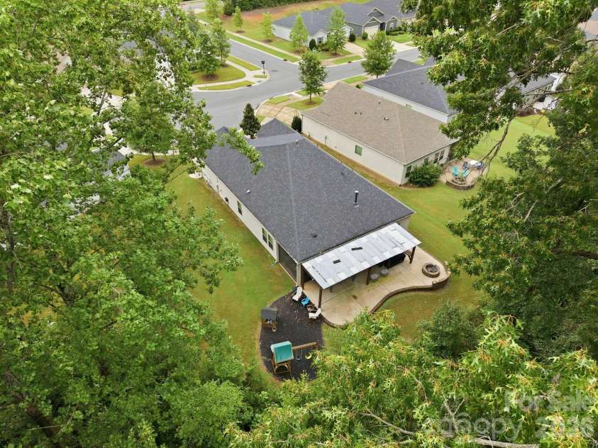 8504 Pennegrove Circle, Charlotte, NC 28214.  MLS# CAR4406514, YatesRealty ID 40862. 