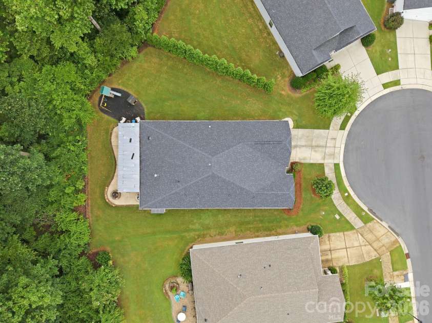 8504 Pennegrove Circle, Charlotte, NC 28214.  MLS# CAR4406514, YatesRealty ID 40862. 
