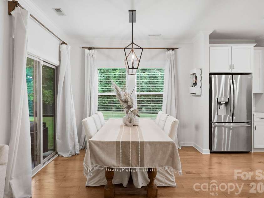 8504 Pennegrove Circle, Charlotte, NC 28214.  MLS# CAR4406514, YatesRealty ID 40862. Dining Area